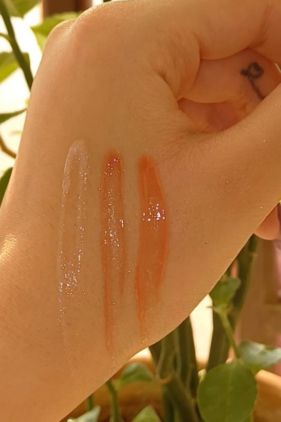 خرید آنلاین و مشخصات لیپ گلاس حجم دهنده کیس بیوتی