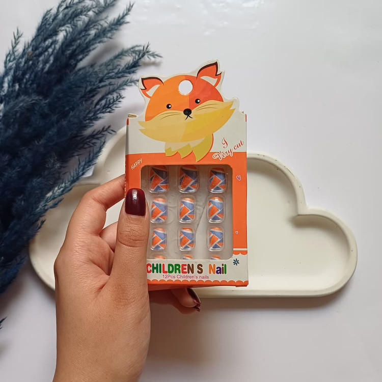 قیمت و خرید آنلاین ناخن مصنوعی قشنگ