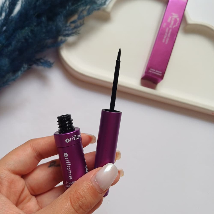 قیمت خط چشم مایع