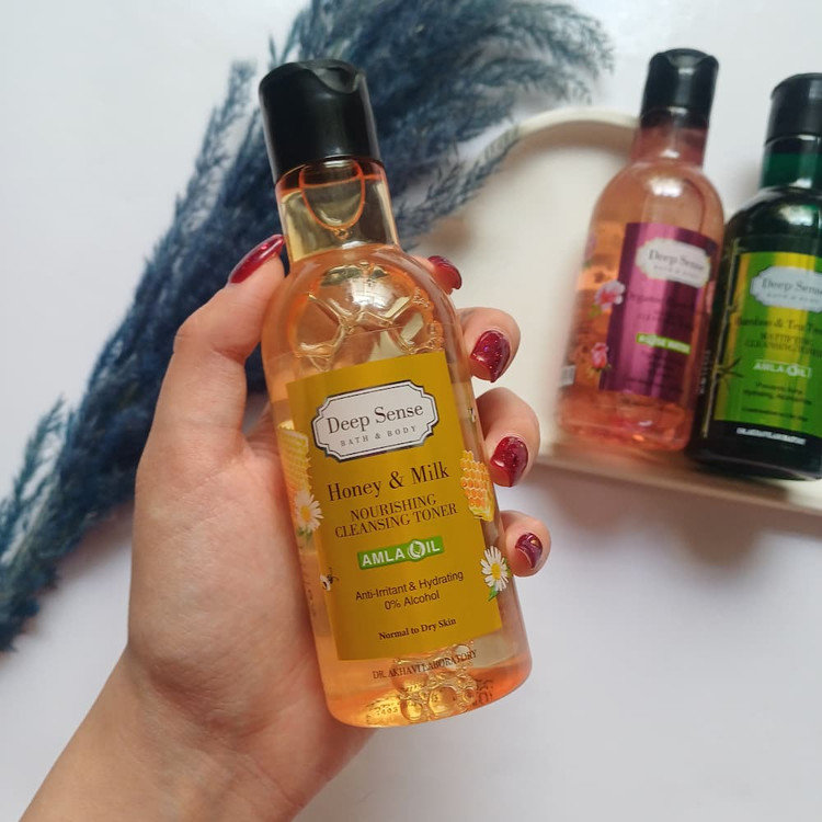 خرید تونر روشن کننده