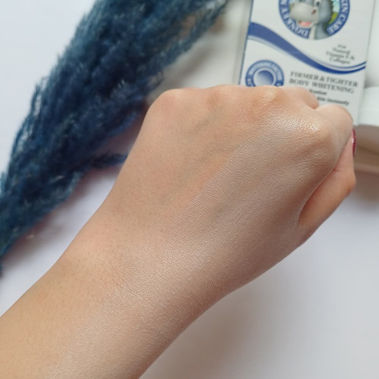 خرید آبرسان پوست صورت و بدن