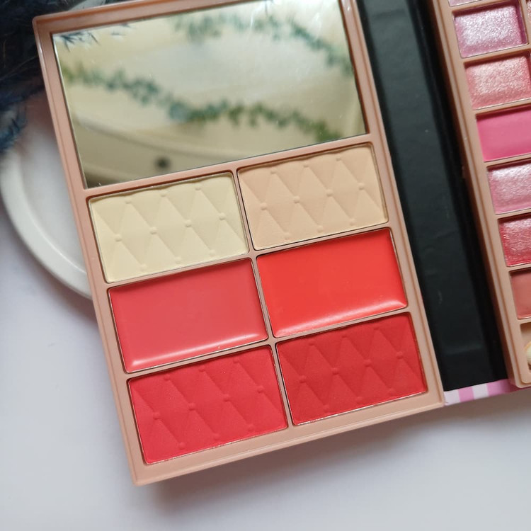 قیمت پالت سایه با رنگهای گرم و شاد