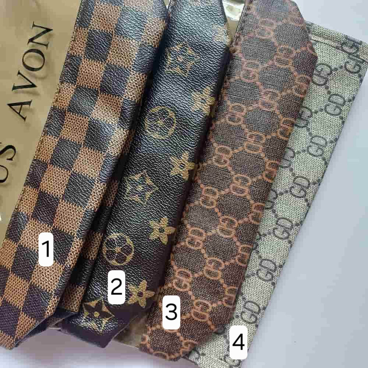 قیمت کیف آرایشی های مختلف